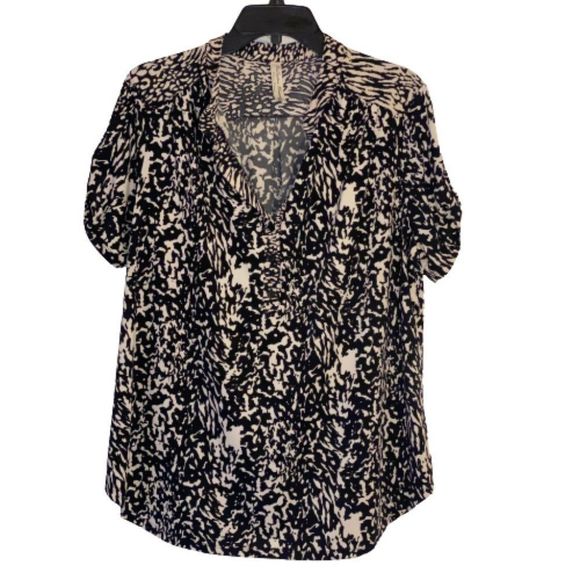Animal print blouse by PerSeption Women size 2X - Picture 2 of 5